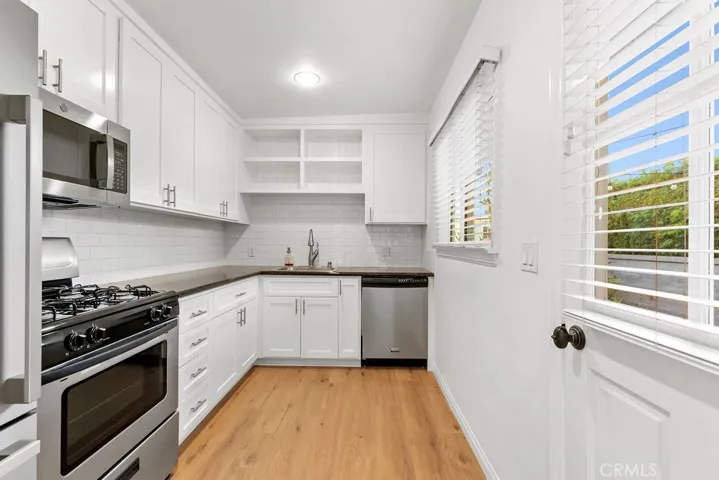 256 1/2 Avenida Madrid B, San Clemente, California 92672