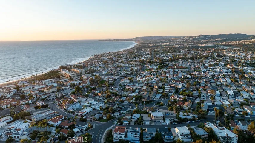 256 1/2 Avenida Madrid B, San Clemente, California 92672
