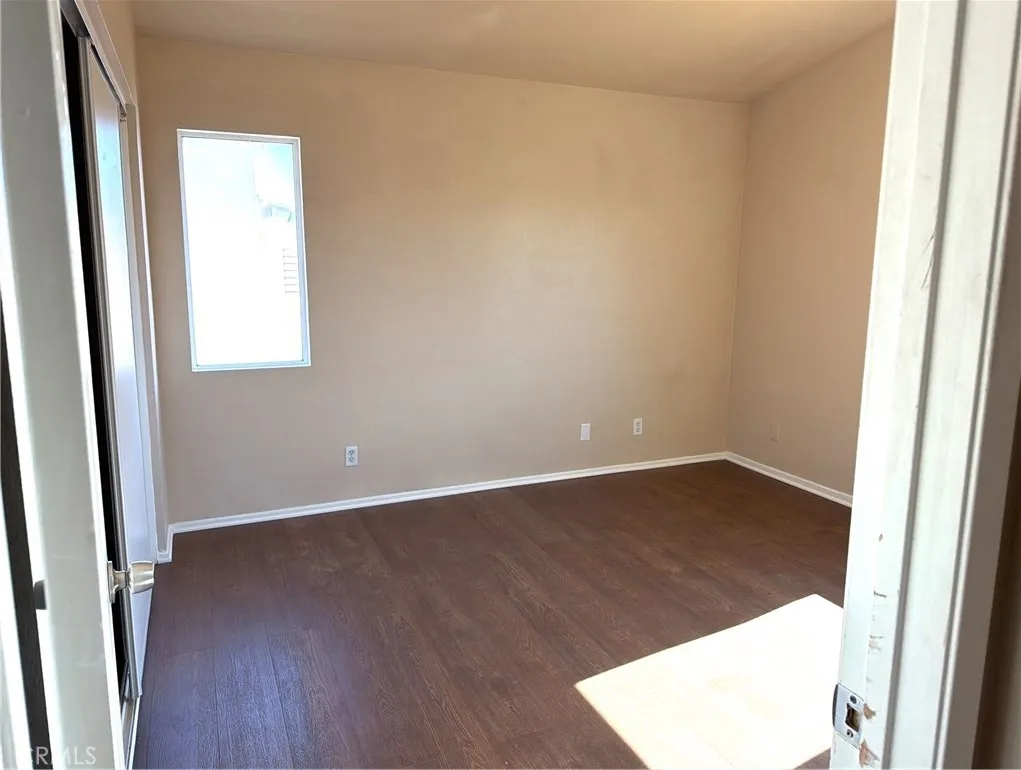 3030 Holline Court, Lancaster, California 93535 home-pic-24