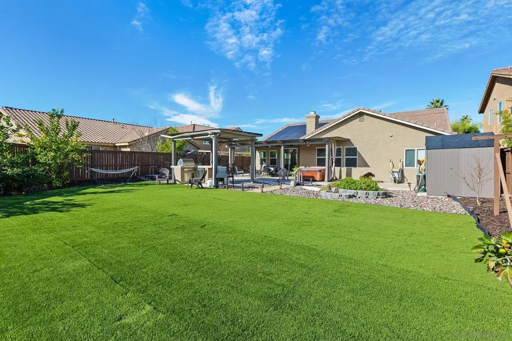 1391 Ranch St, Perris, California 92571 home-pic-36