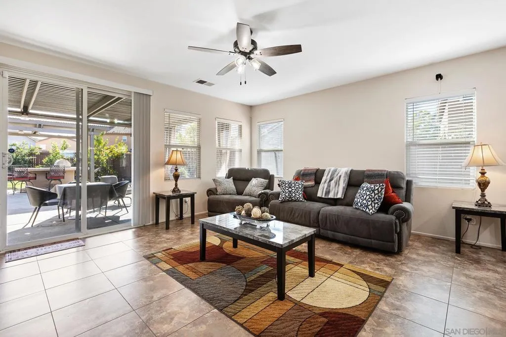 1391 Ranch St, Perris, California 92571 home-pic-19