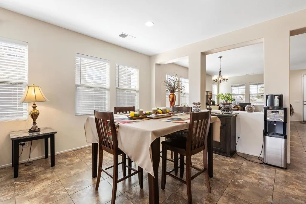 1391 Ranch St, Perris, California 92571 home-pic-20