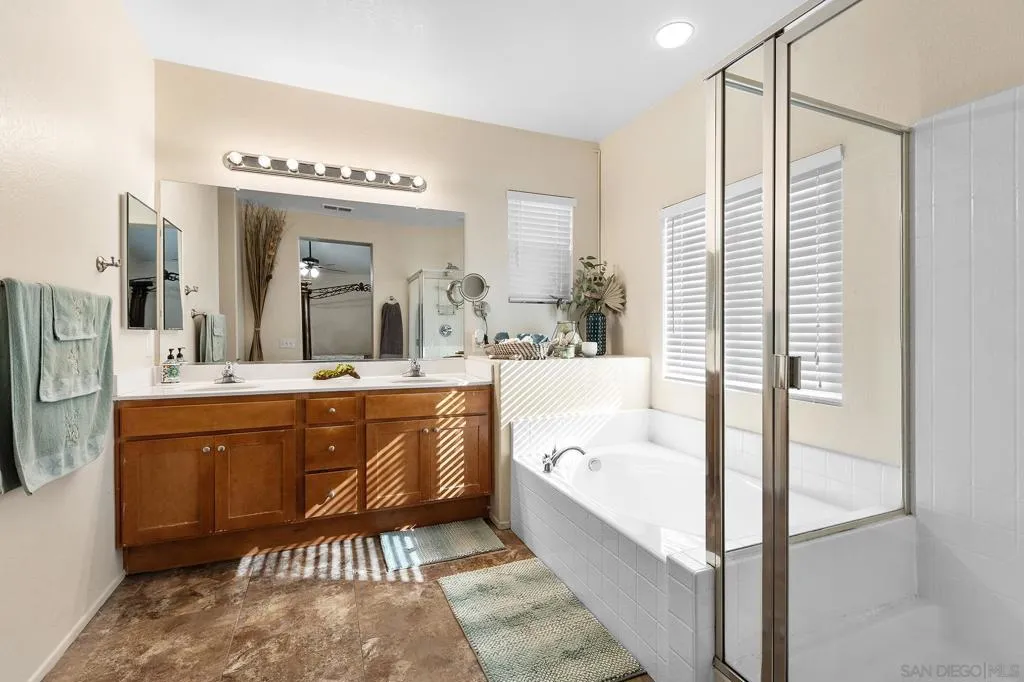 1391 Ranch St, Perris, California 92571 home-pic-23