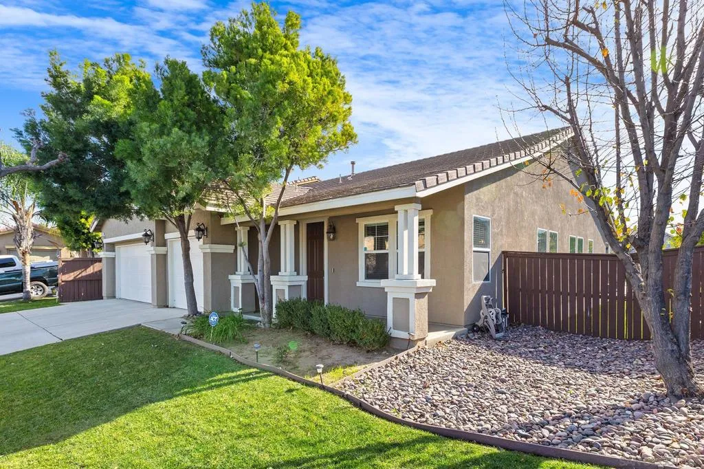 1391 Ranch St, Perris, California 92571 home-pic-1