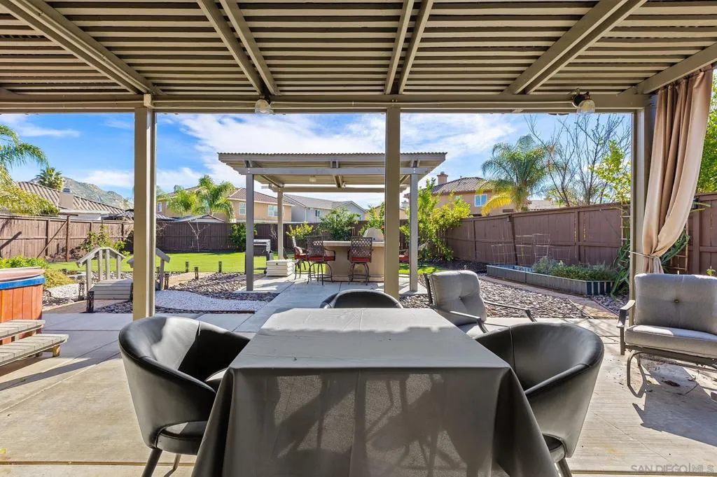 1391 Ranch St, Perris, California 92571 home-pic-30