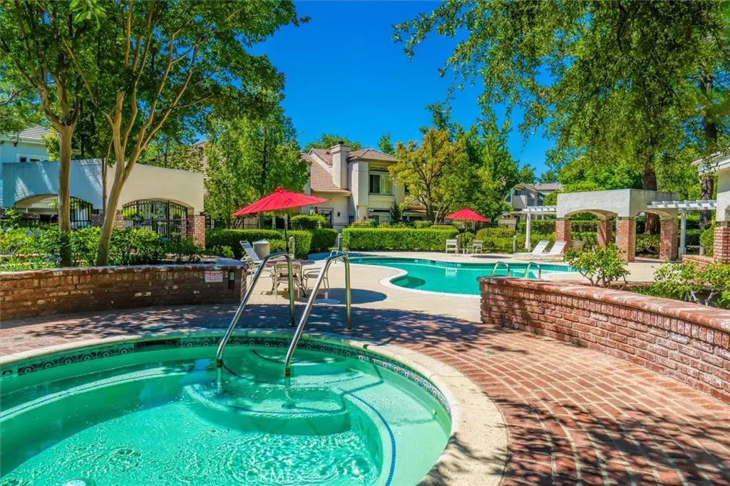 24448 Hampton Drive  home-pic-49