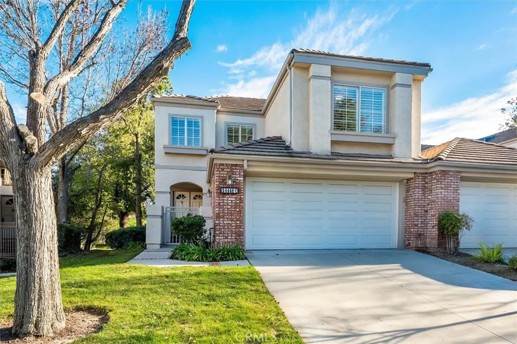24448 Hampton Drive  home-pic-1