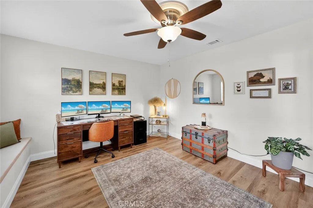 24448 Hampton Drive  home-pic-40
