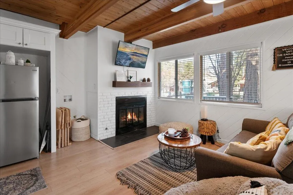 526 Kern, Sugarloaf, California 92386 home-pic-7