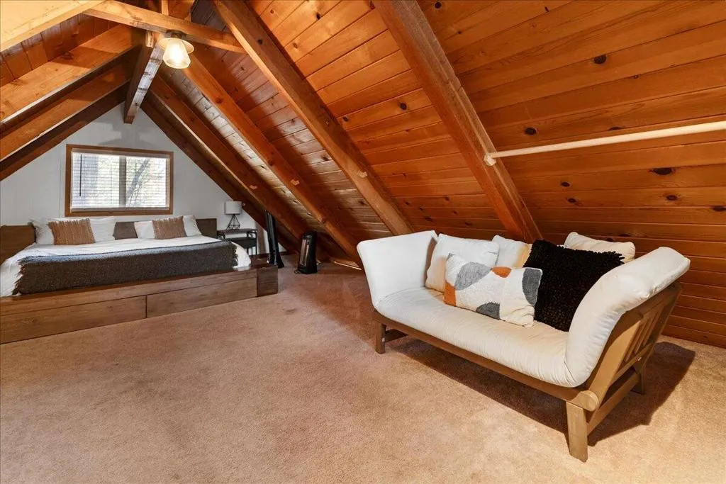 526 Kern, Sugarloaf, California 92386 home-pic-15
