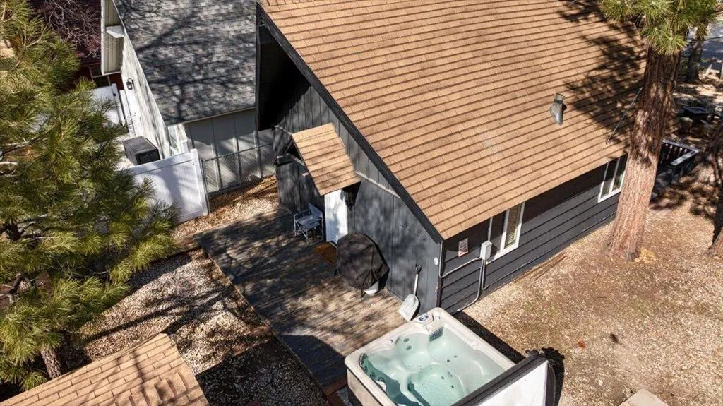 526 Kern, Sugarloaf, California 92386 home-pic-21