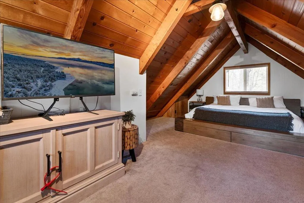 526 Kern, Sugarloaf, California 92386 home-pic-16