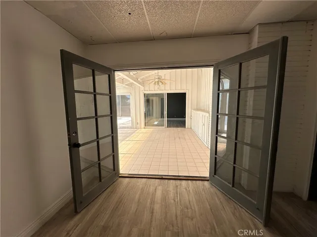 Entrance to Enclosed Patio