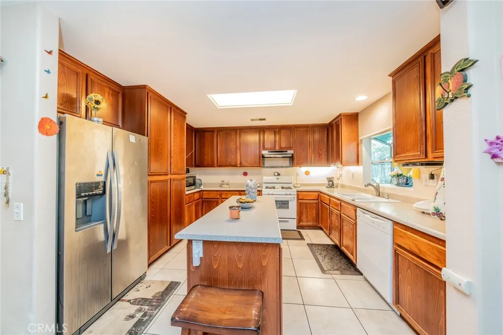 838 Classic Avenue, Beaumont, California 92223 home-pic-20