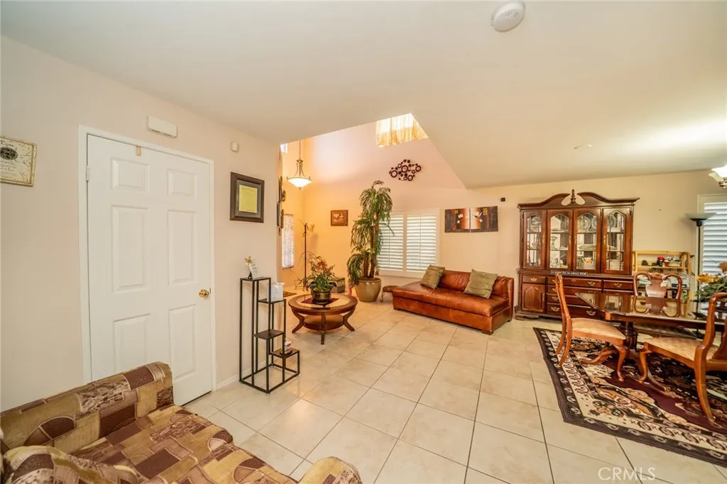 838 Classic Avenue, Beaumont, California 92223 home-pic-11