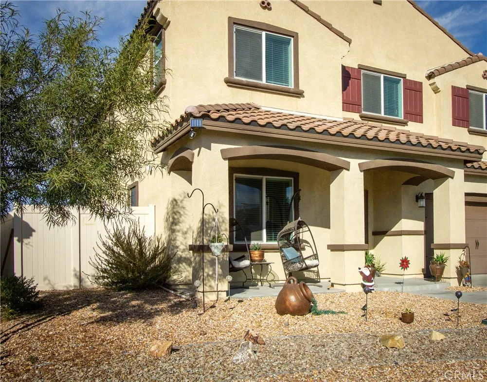 16846 Desert Star, Victorville, California 92394 home-pic-3