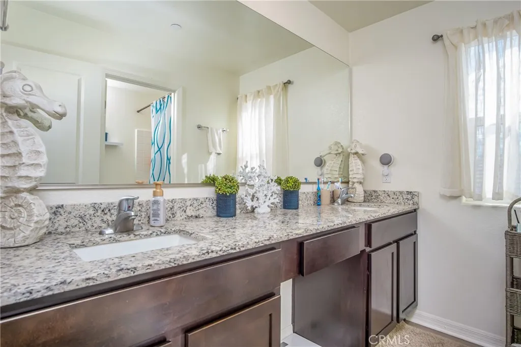16846 Desert Star, Victorville, California 92394 home-pic-29