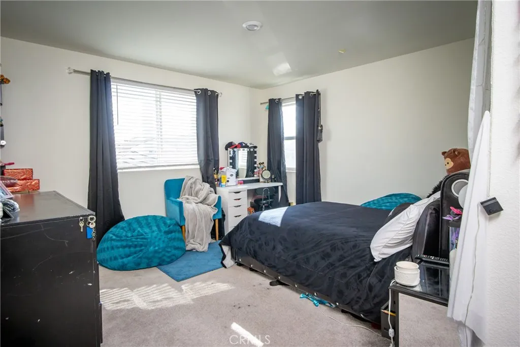 16846 Desert Star, Victorville, California 92394 home-pic-31