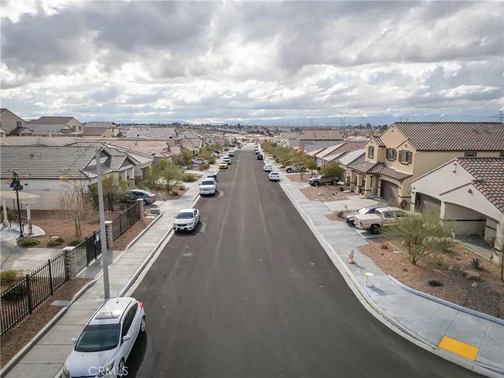 16846 Desert Star, Victorville, California 92394 home-pic-42