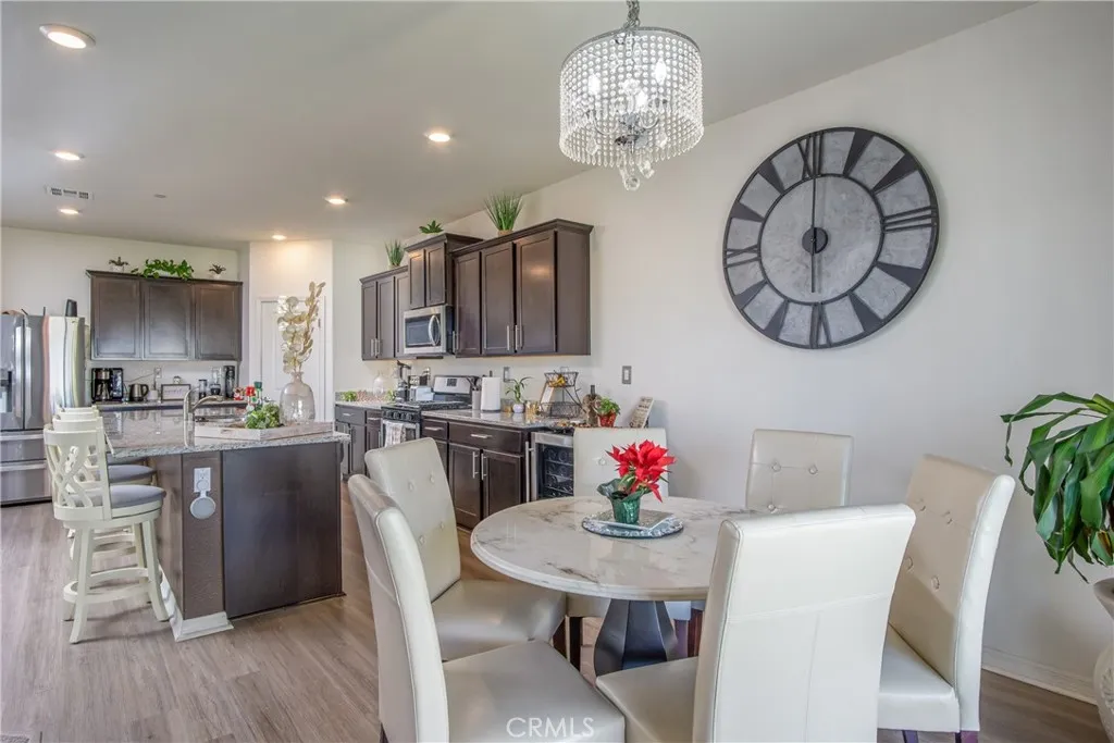 16846 Desert Star, Victorville, California 92394 home-pic-13