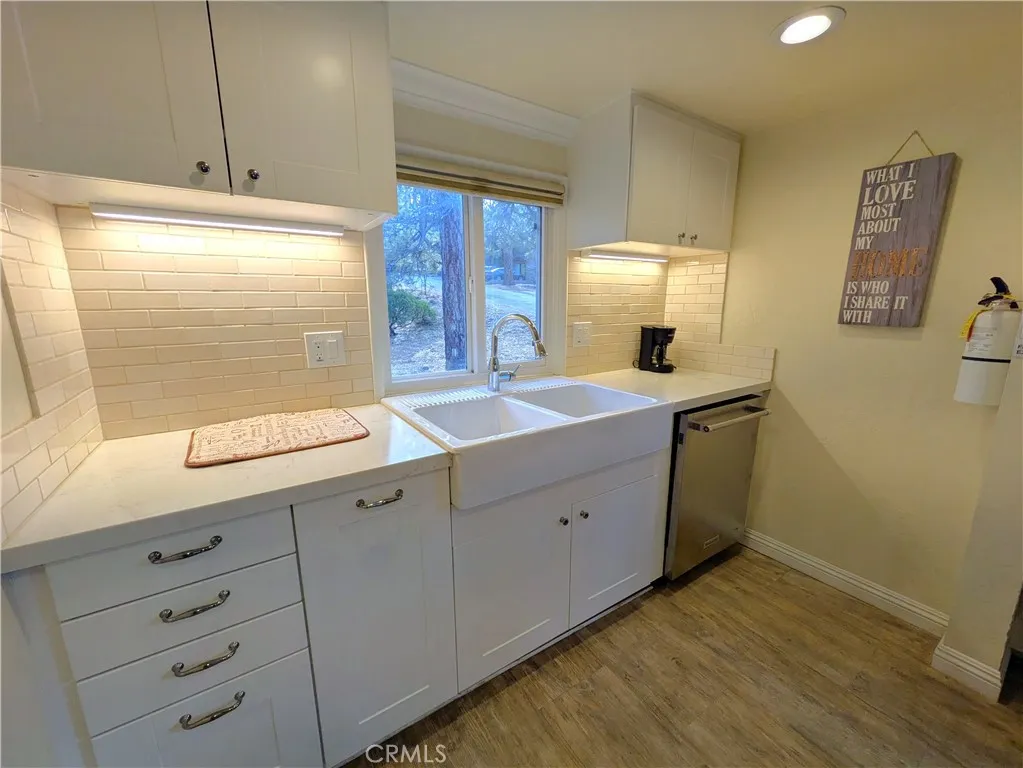 693 Knight Avenue, Big Bear Lake, California 92315 home-pic-13