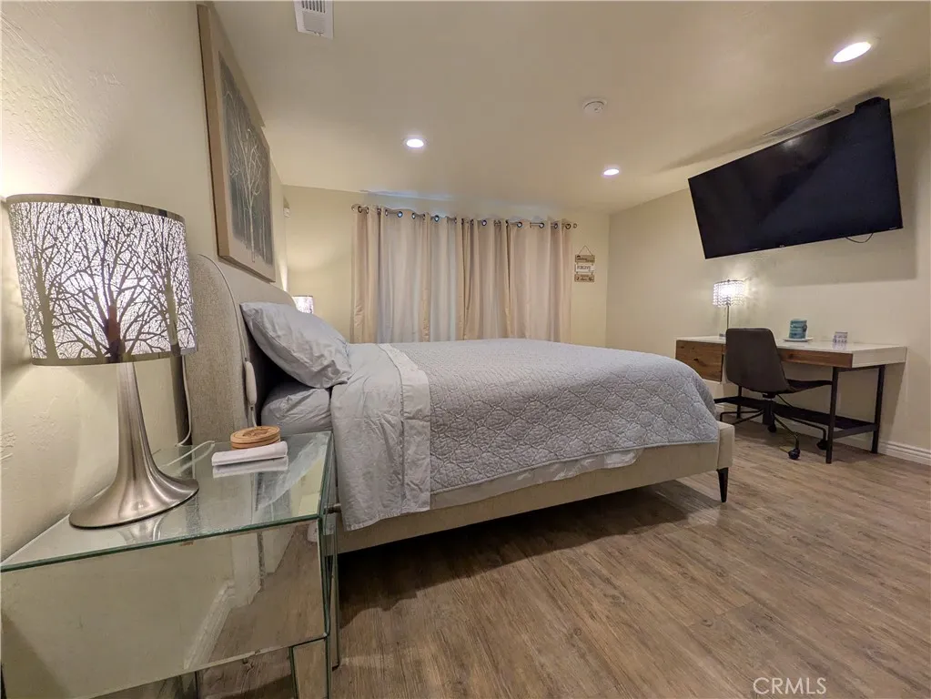 693 Knight Avenue, Big Bear Lake, California 92315 home-pic-18