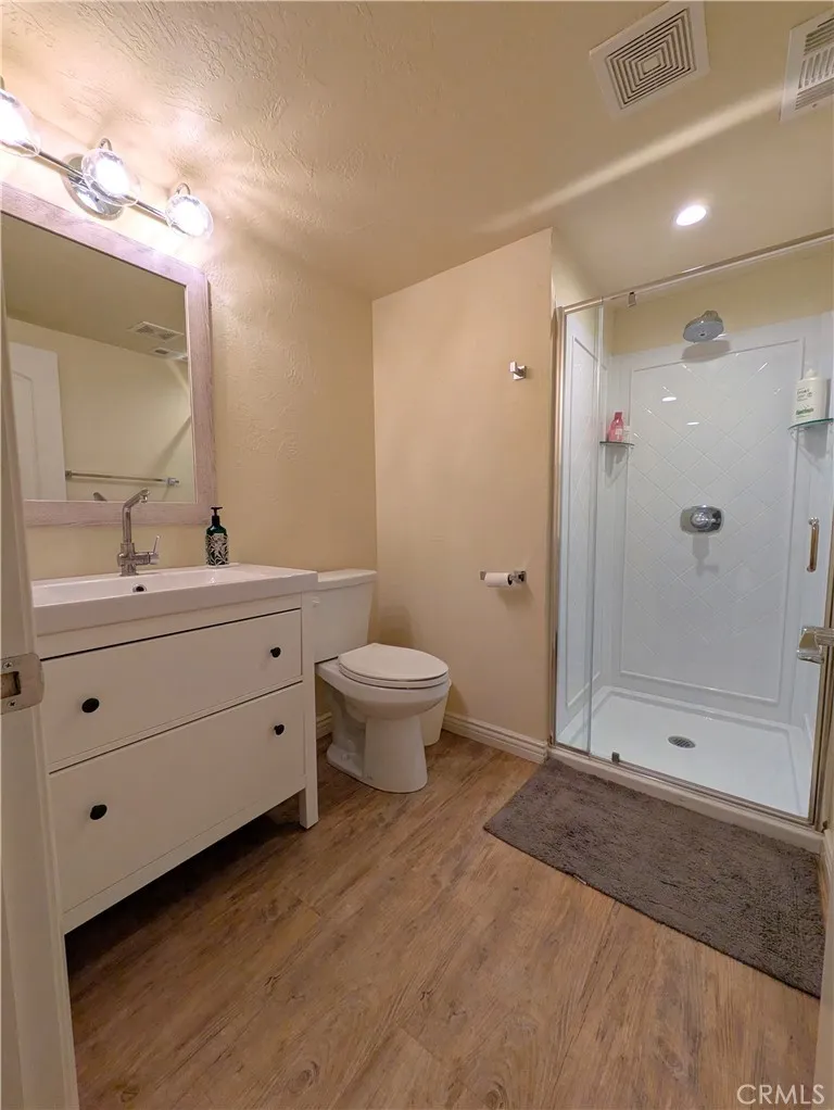 693 Knight Avenue, Big Bear Lake, California 92315 home-pic-19