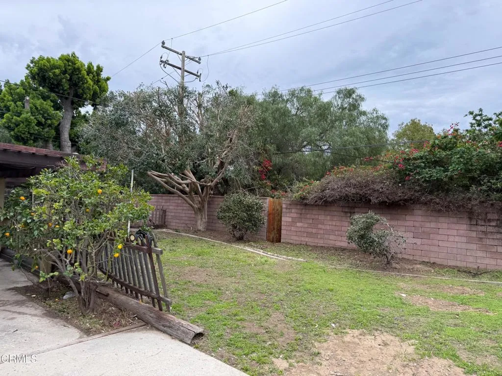 1524 Lyndhurst Avenue, Camarillo, California 93010 home-pic-6