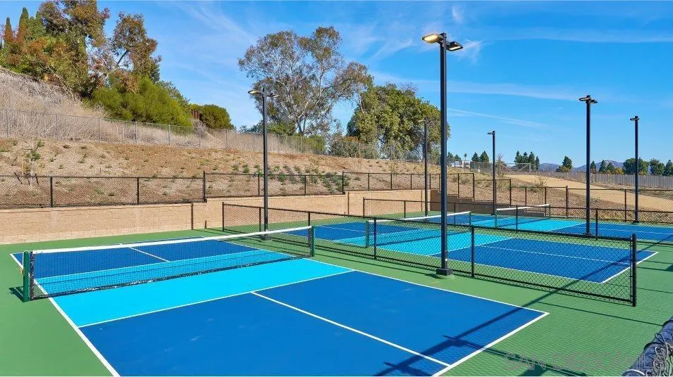 13154 Greer, San Diego, California 92129 home-pic-12