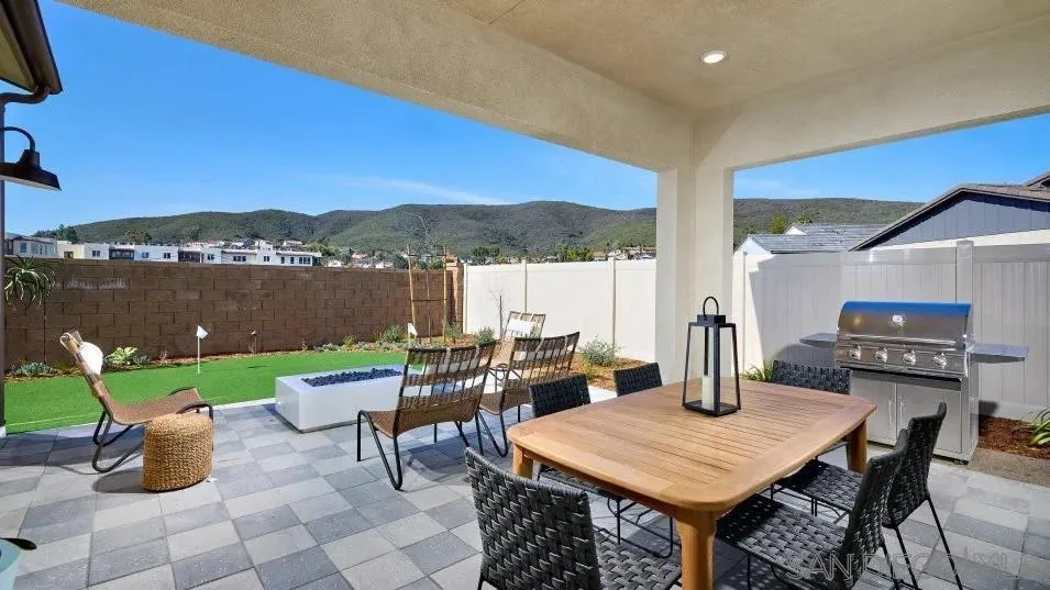 13154 Greer, San Diego, California 92129 home-pic-2