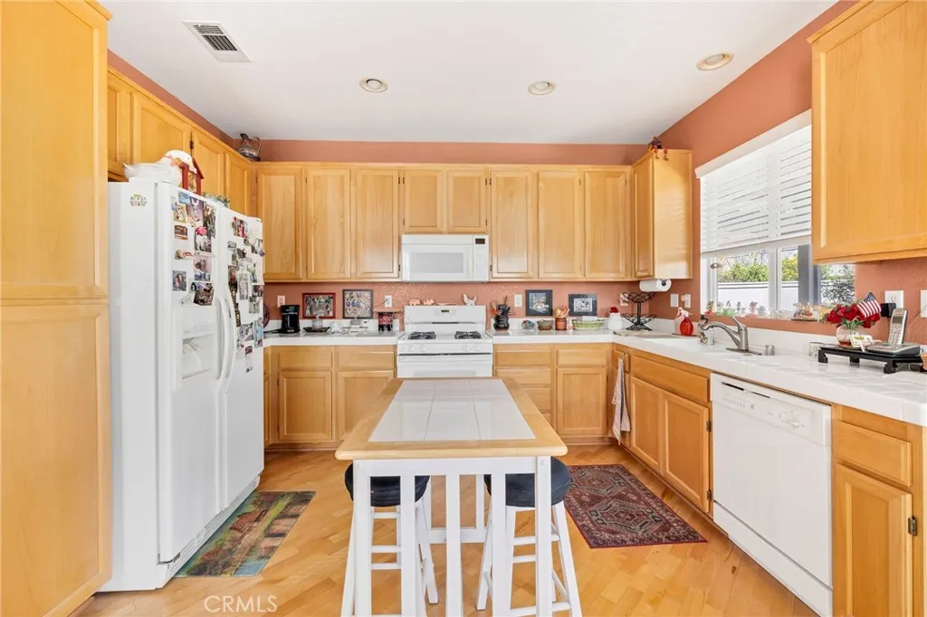 28148 Long Meadow, Menifee, California 92584 home-pic-11