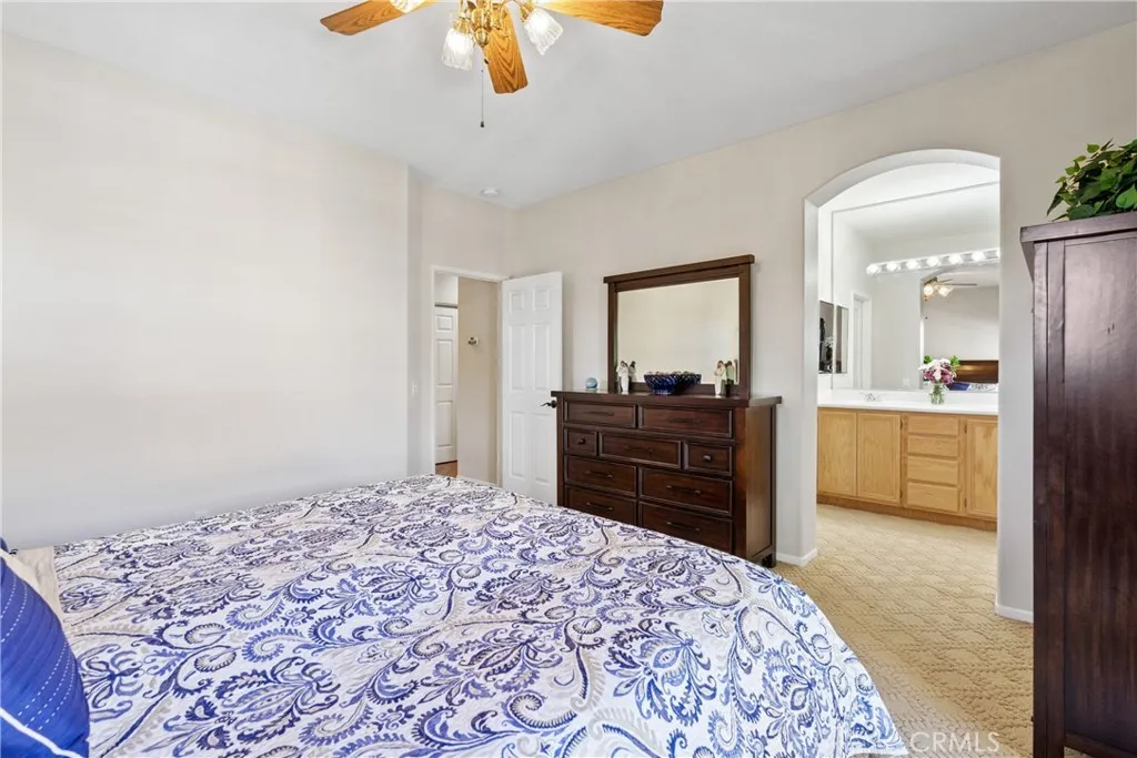 28003 Dickason, Valencia, California 91354 home-pic-27