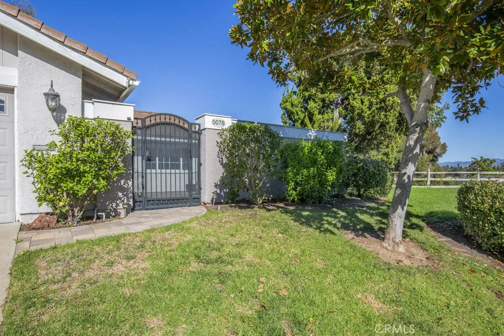 5078 Tero, Laguna Woods, California 92637 home-pic-2