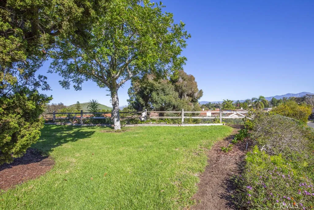 5078 Tero, Laguna Woods, California 92637 home-pic-3