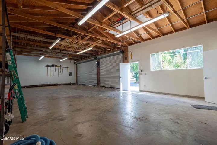 4539MammothAve 62