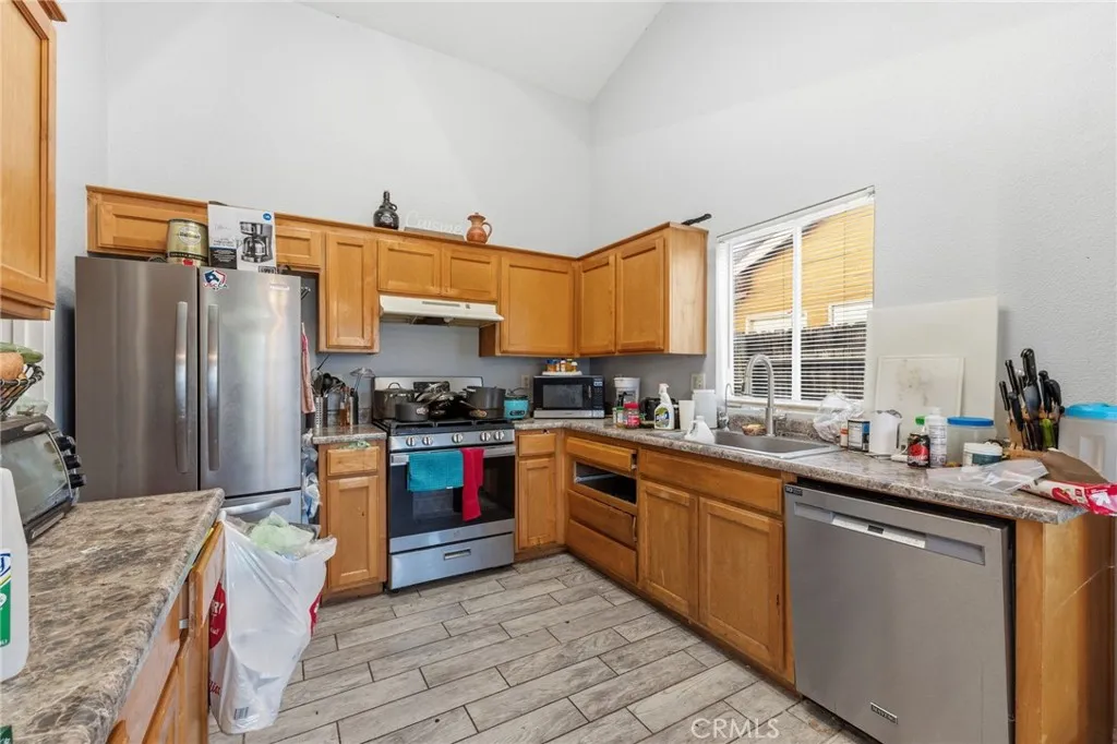 653 Stonewood, Los Banos, California 93635 home-pic-11