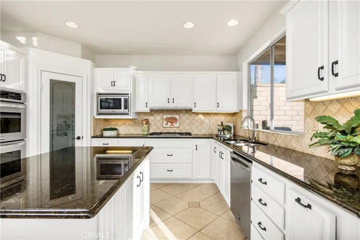 30 Sunswept Mesa, Aliso Viejo, California 92656