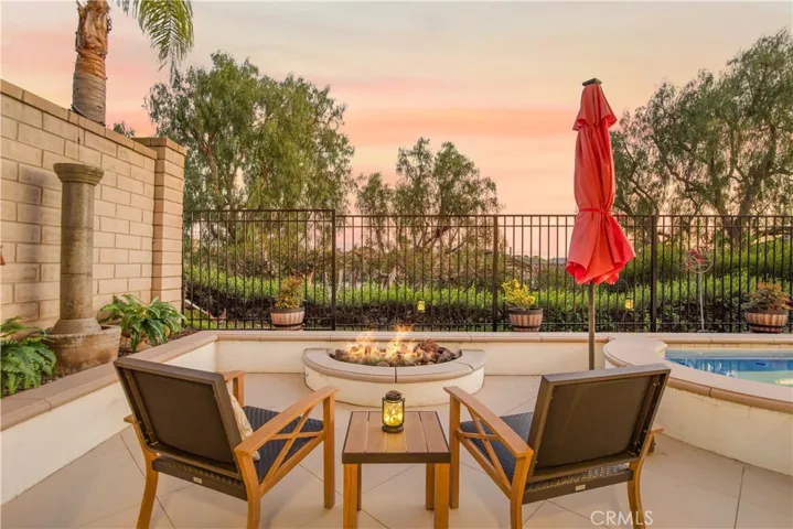 Amazing evening in your private backyard.