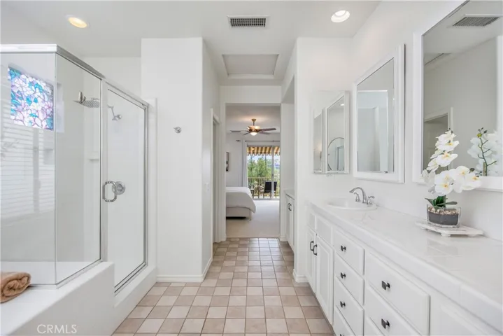 30 Sunswept Mesa, Aliso Viejo, California 92656