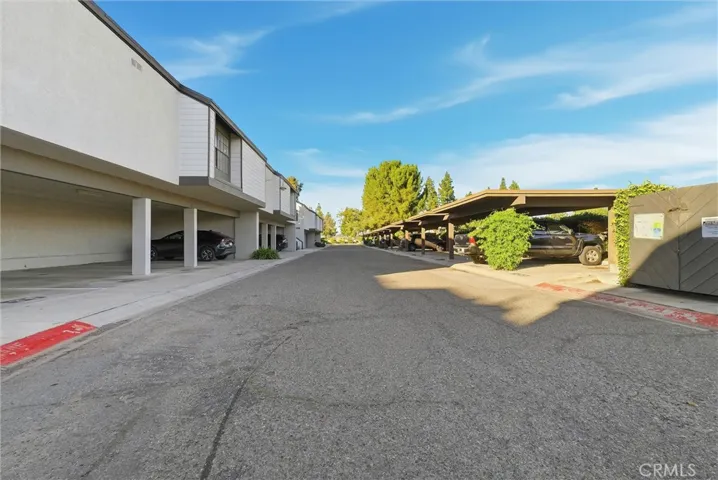2516 W Macarthur J, Santa Ana, California 92704
