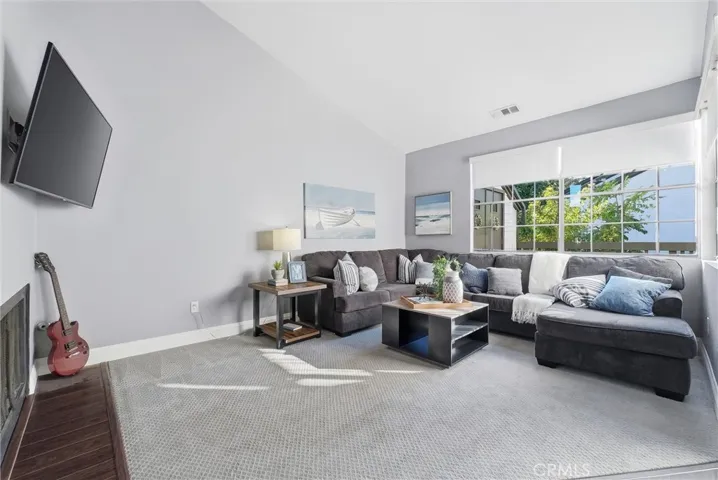 2516 W Macarthur J, Santa Ana, California 92704