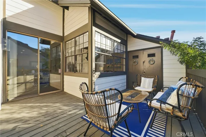 2516 W Macarthur J, Santa Ana, California 92704