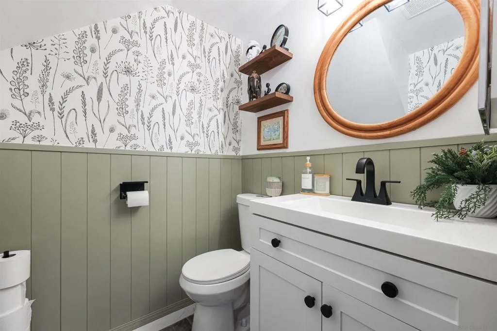 Bathroom Bathroom