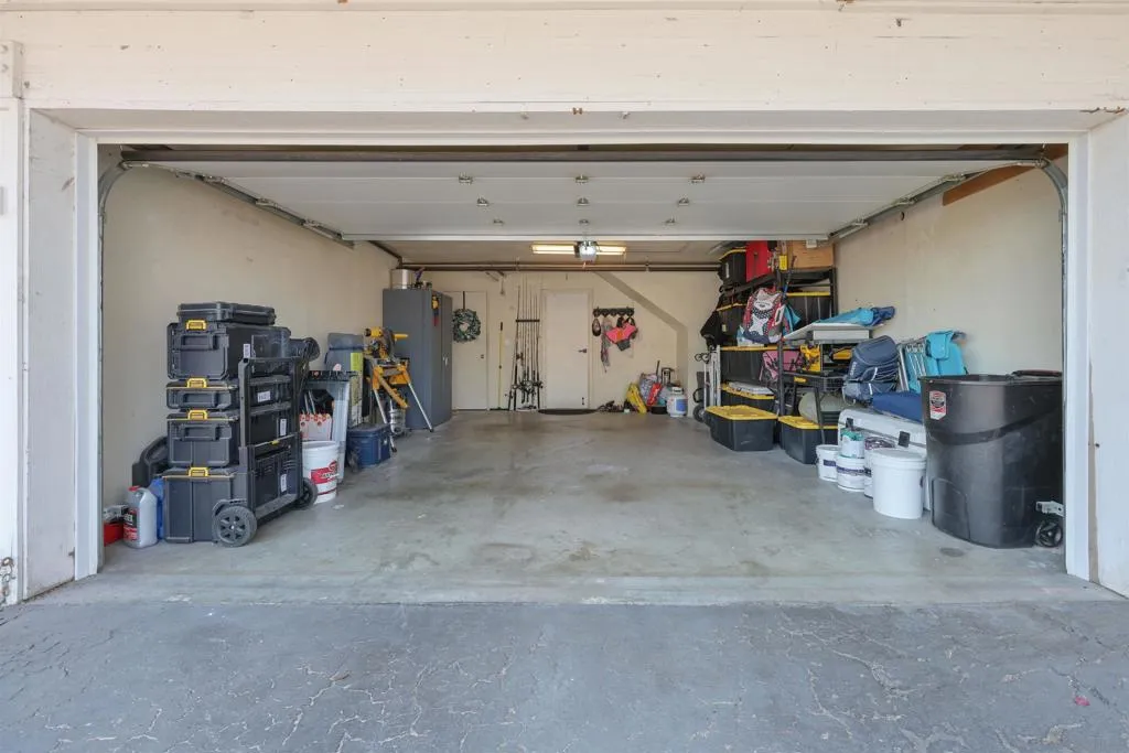 2 Car Garage 2 Car Garage
