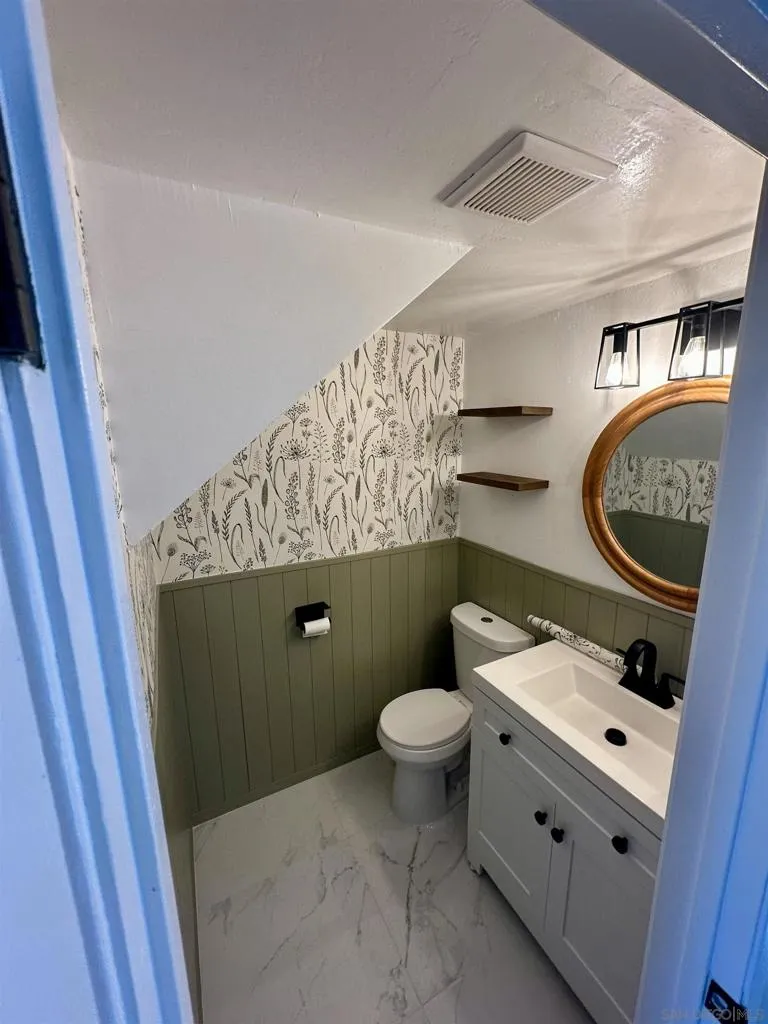 Half Bathroom Half Bathroom