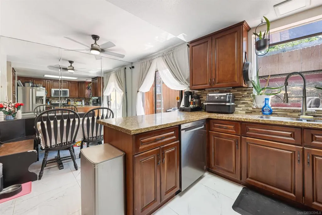 Kitchen Kitchen