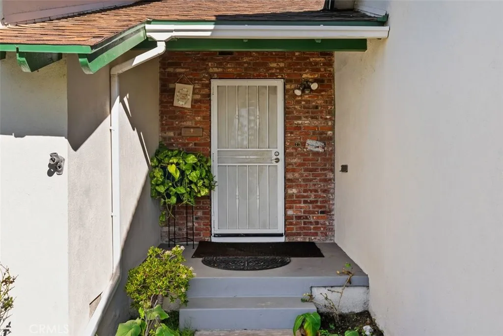 314 S Velva, Anaheim, California 92804 home-pic-12