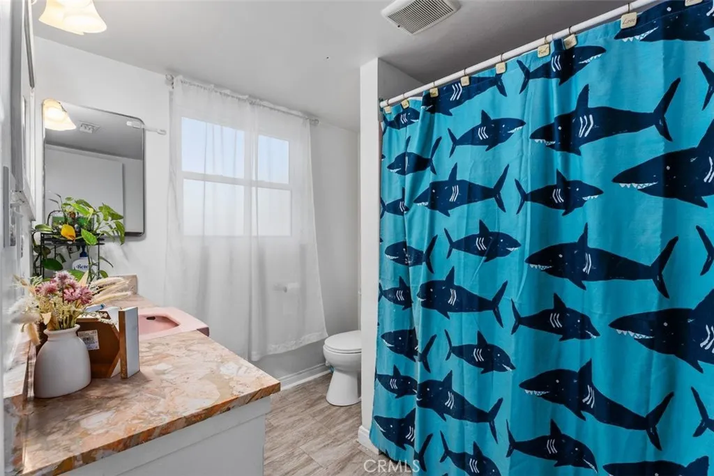 314 S Velva, Anaheim, California 92804 home-pic-34