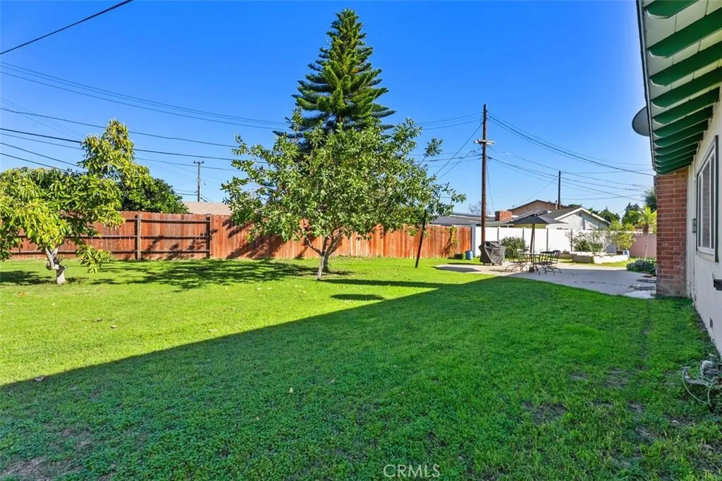 314 S Velva, Anaheim, California 92804 home-pic-38