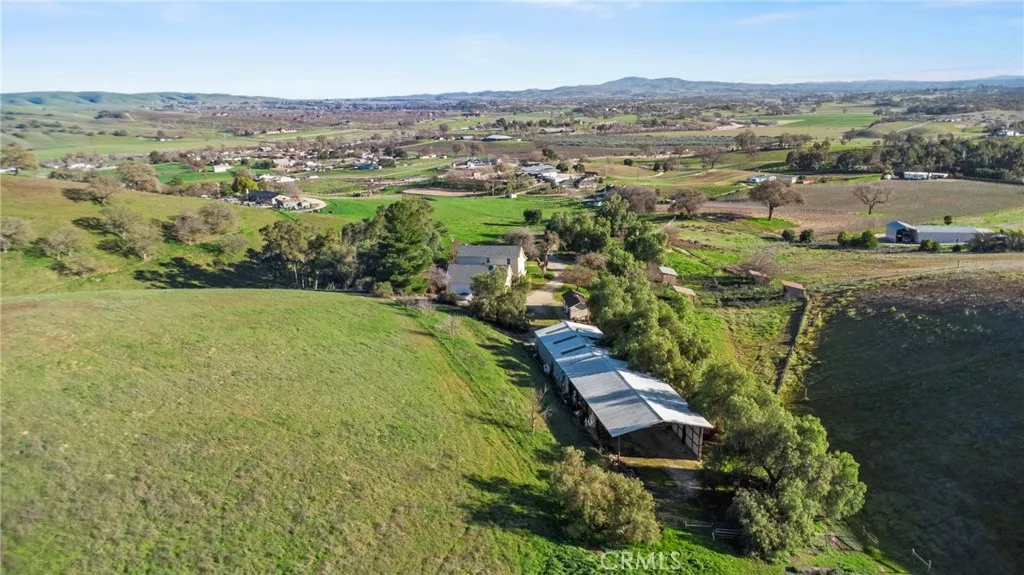 2950 Old Ford Rd, Creston, California 93446 home-pic-2